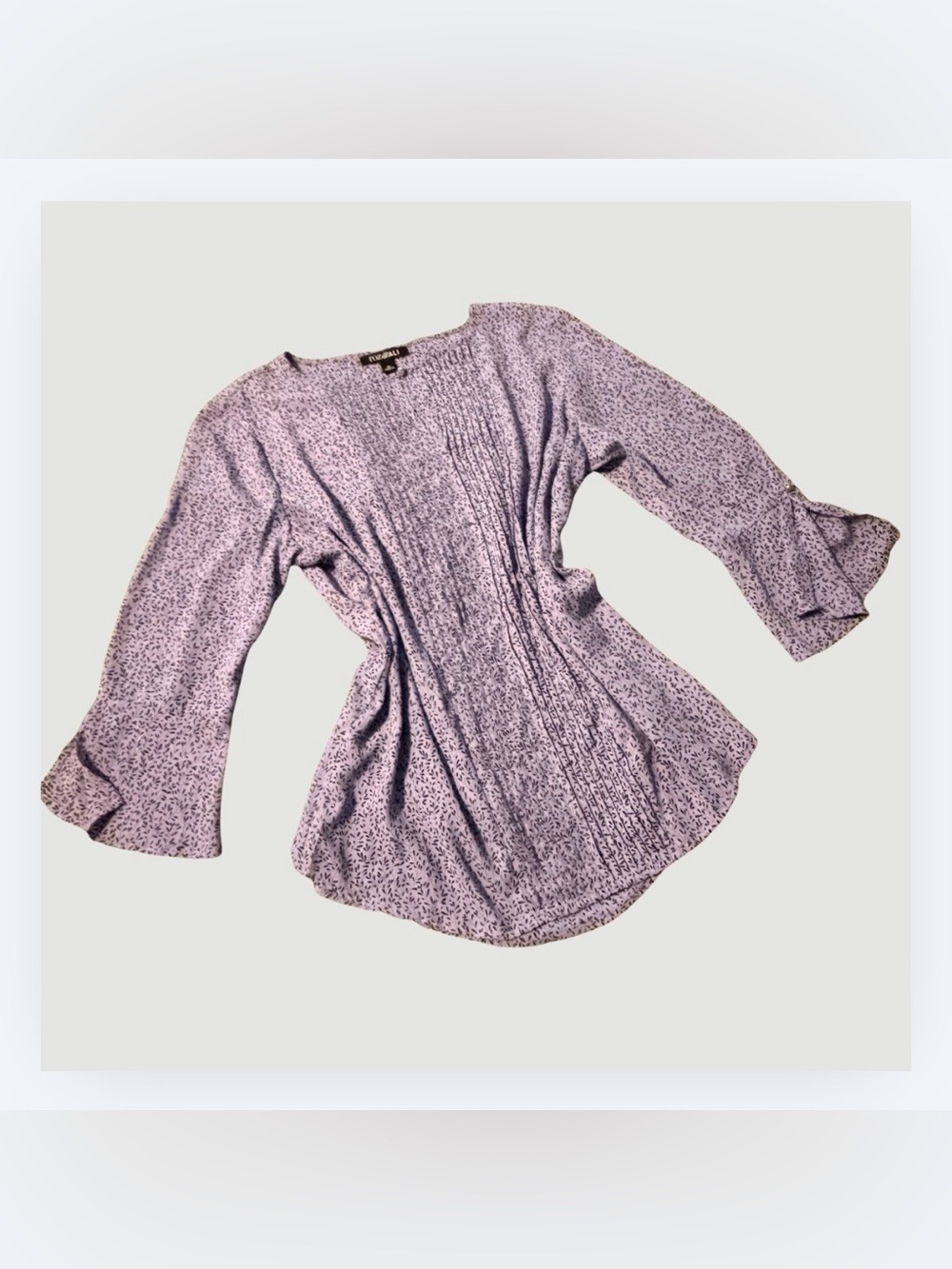 Roz & Ali Lavender Printed Pintuck Peasant Blouse, Size Medium